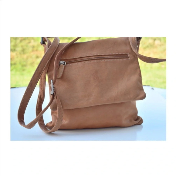 Vera Pelle cross body bag - Picture 1 of 8